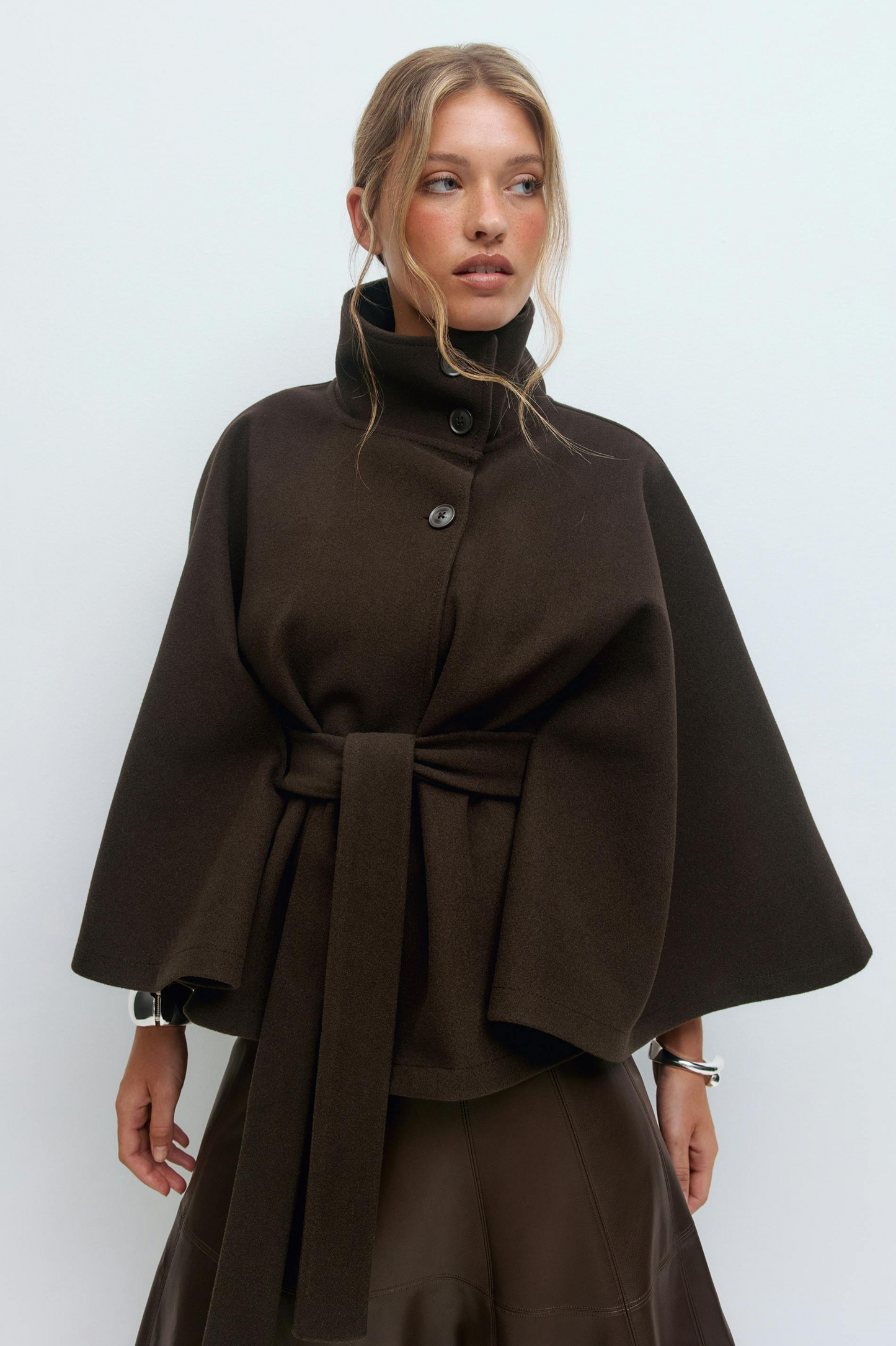 Faye | Belt Cape Jacket