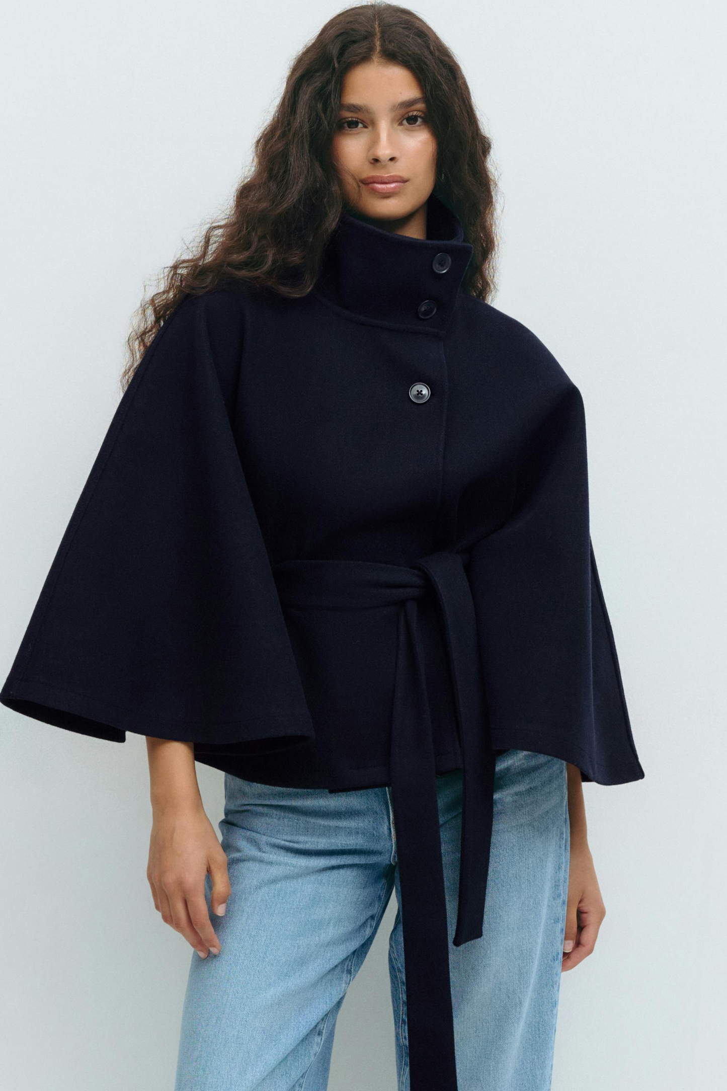 Faye | Belt Cape Jacket
