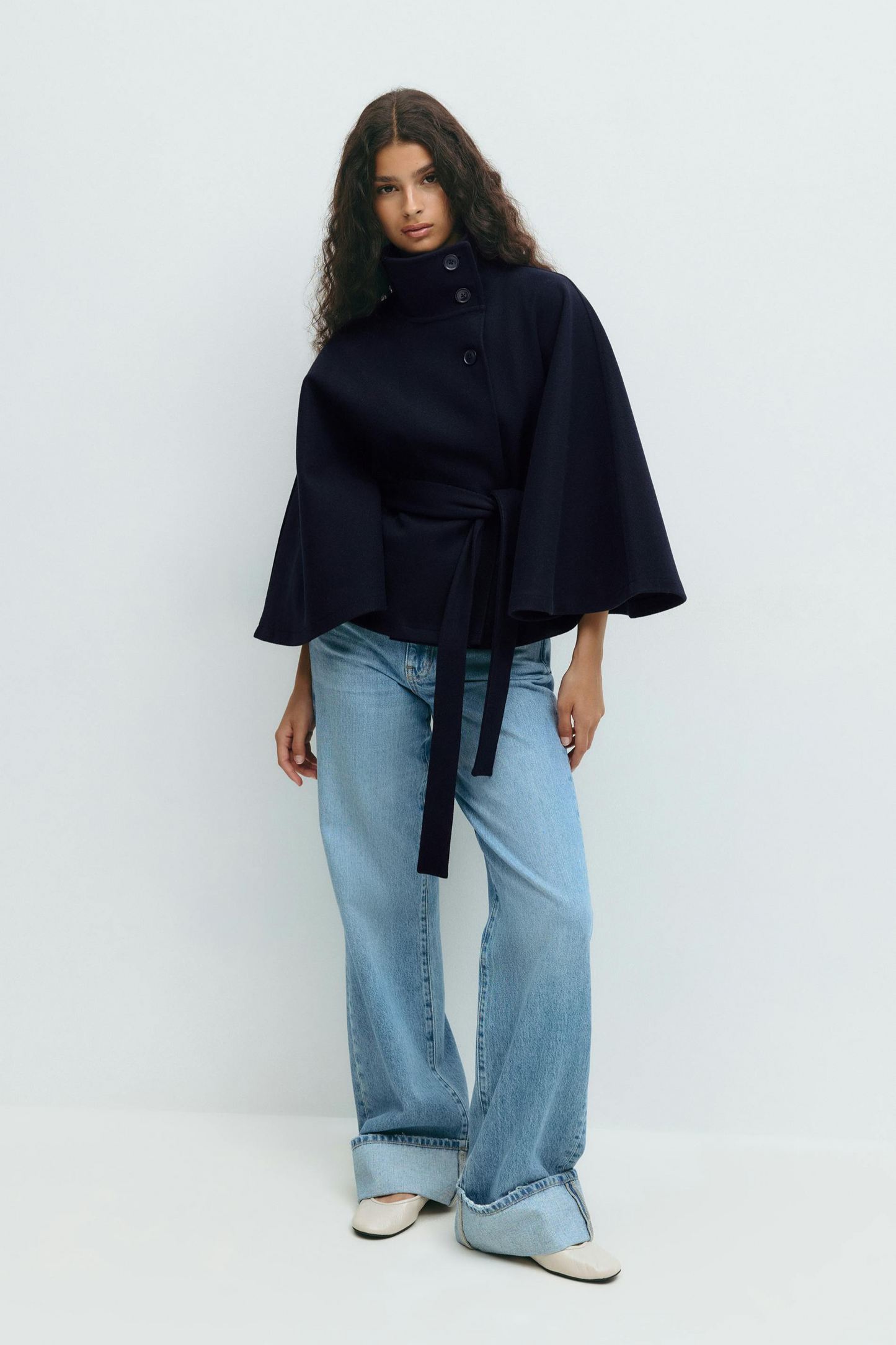 Faye | Belt Cape Jacket