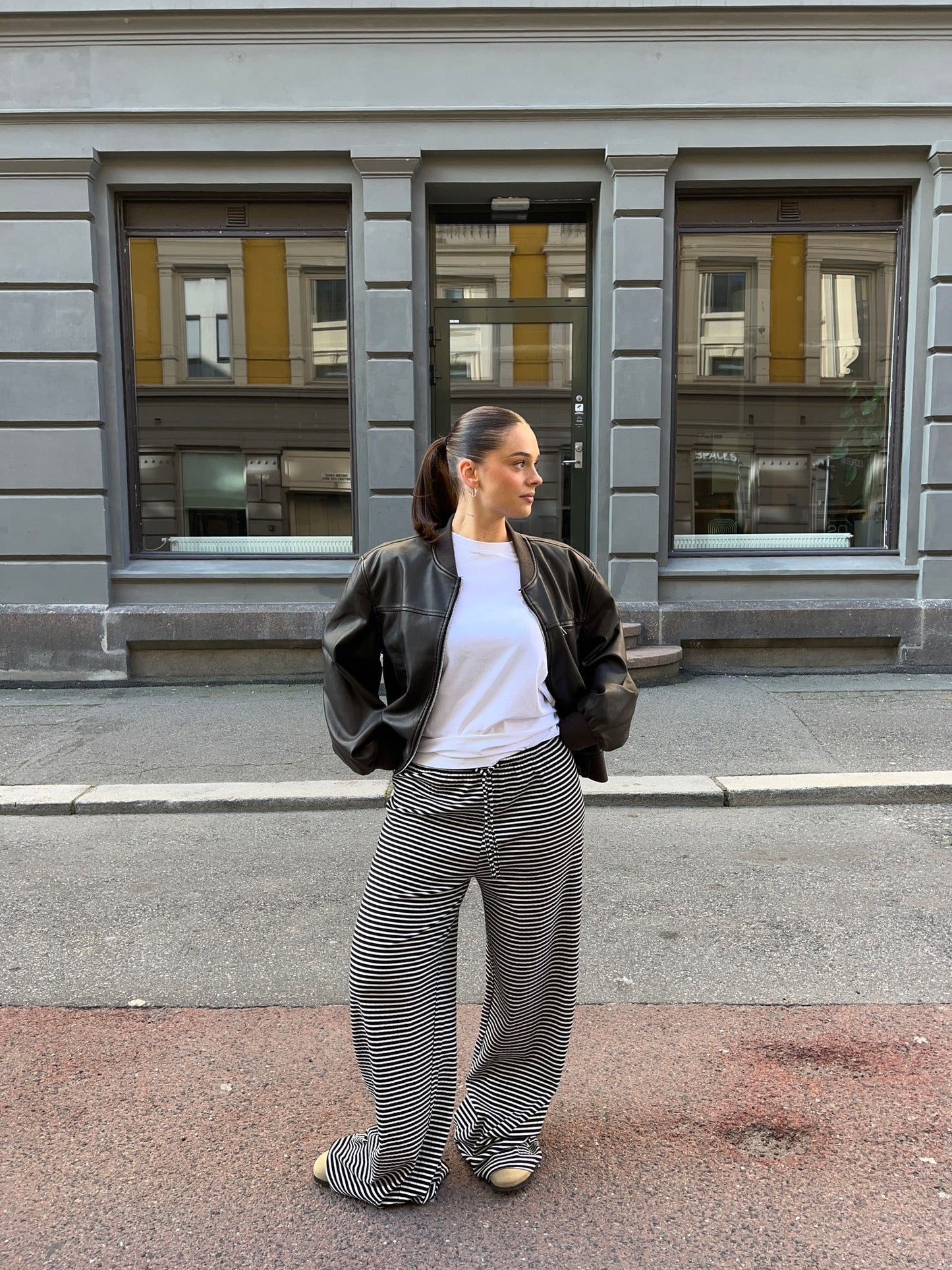 Lounka | Striped Pants
