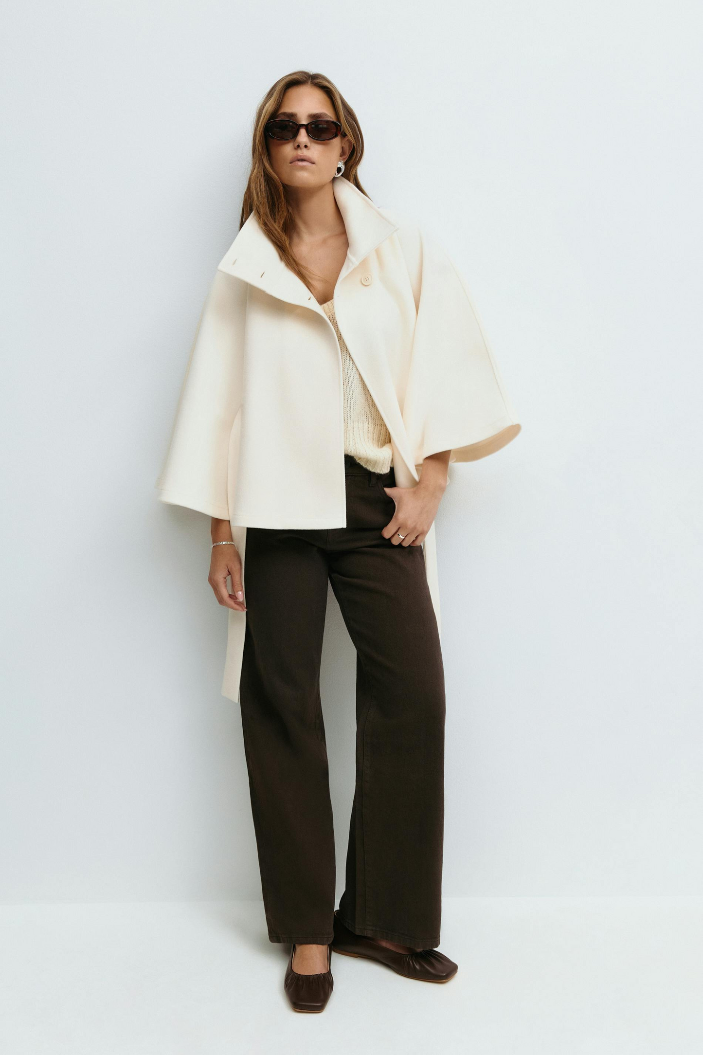 Faye | Belt Cape Jacket
