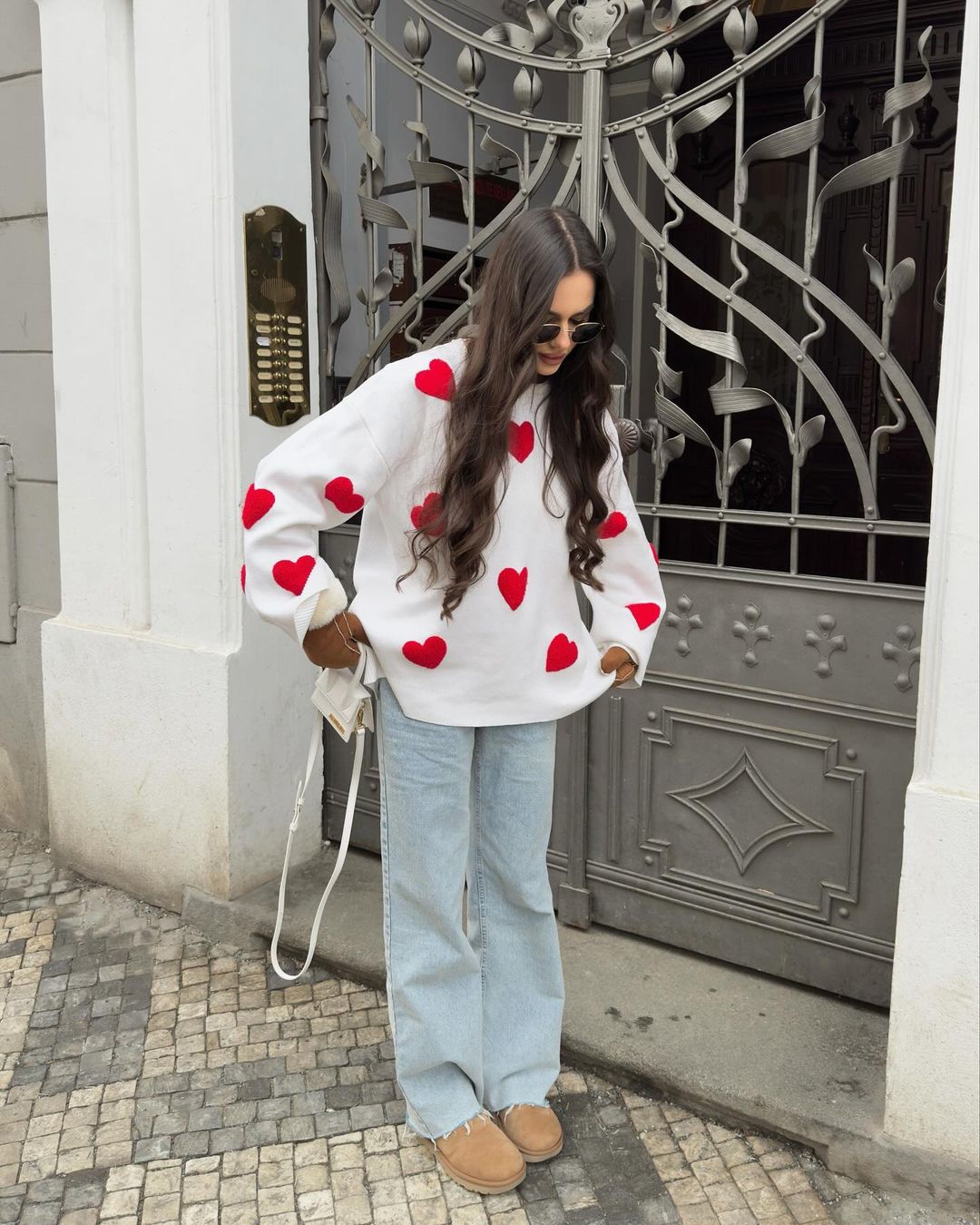 Nivora | Love Sweater